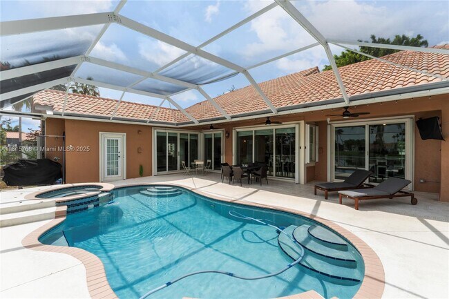 Building Photo - 1179 Laguna Springs Dr