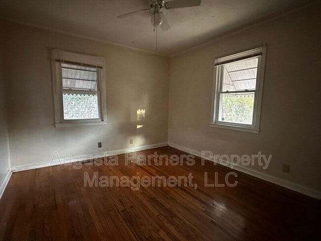 Building Photo - 3219 Alpine Rd