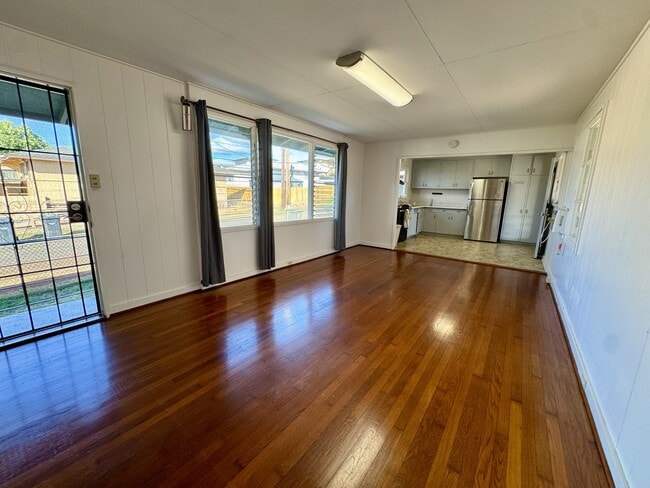 Building Photo - 829 Nanakai Pl