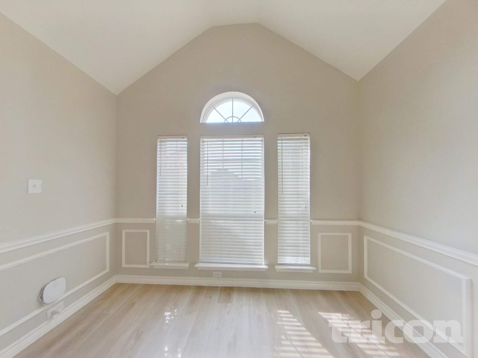 Building Photo - 1533 Mill Creek Dr