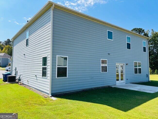 Building Photo - 910 Sly Fox Run