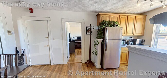 Building Photo - 402 Highland Ave