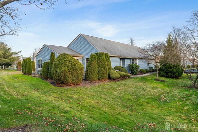 Building Photo - 29A Hillsborough Dr
