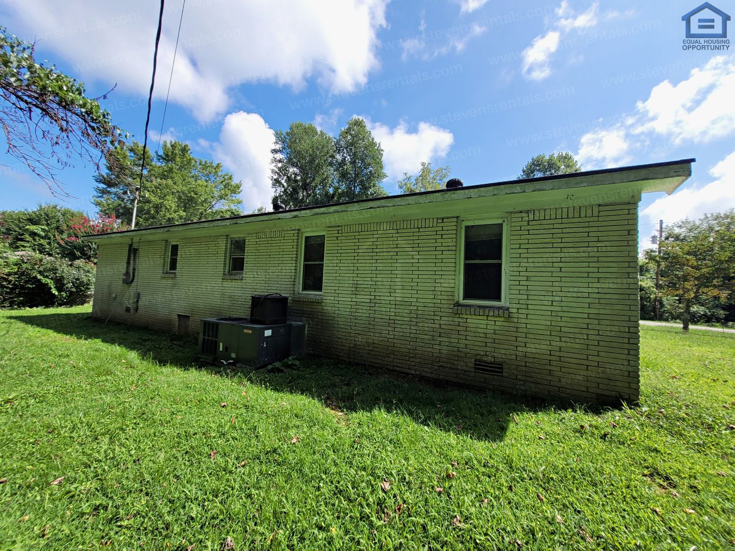 Building Photo - 193 Schelley Rd