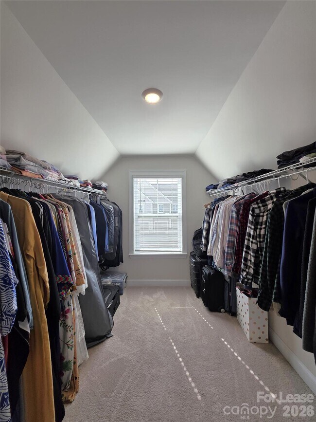 Building Photo - 2216 Skybrook Oaks Dr