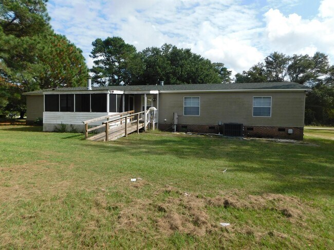 Building Photo - 482 Kelly Springs Rd