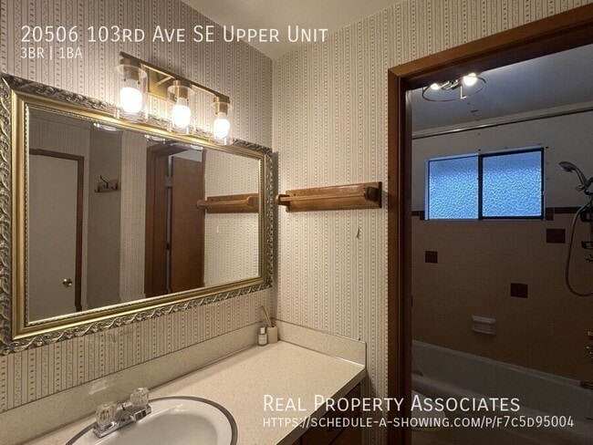 Building Photo - 20506 103rd Ave SE