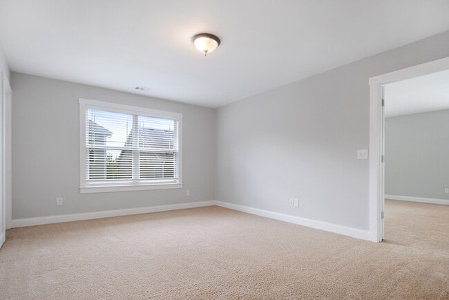 Building Photo - 2056 Hatteras Wy