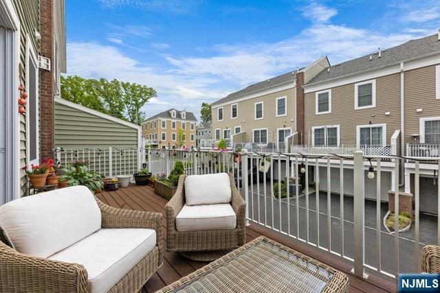 Building Photo - 109 Roosevelt Dr