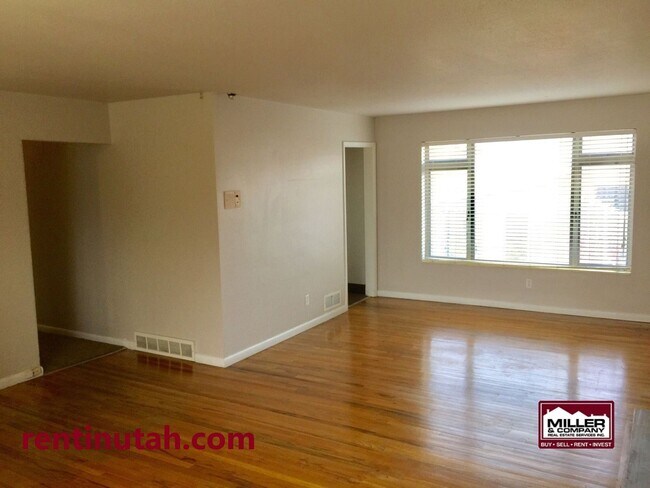 Building Photo - Murray Rambler For Rent!