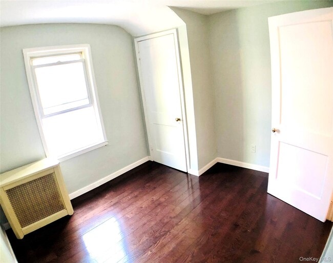 Building Photo - 10 Park Pl