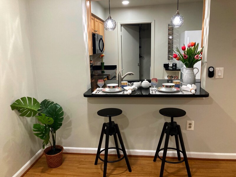 Building Photo - 1824 Bronzegate Blvd