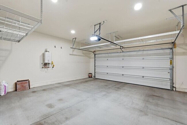 Building Photo - 9684 N Texas Ebony Ln