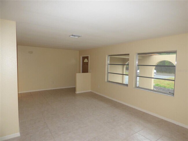 Building Photo - 22221 Little Falls Ave