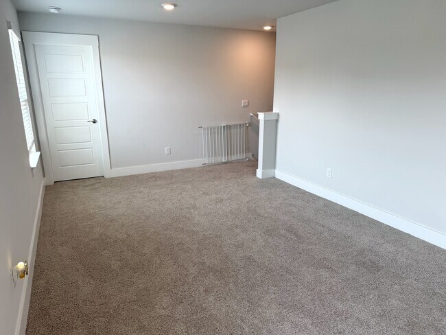 Building Photo - 229 Red Vineyard Wy
