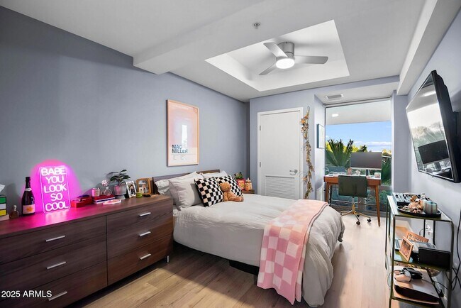 Building Photo - 7167 E Rancho Vista Dr