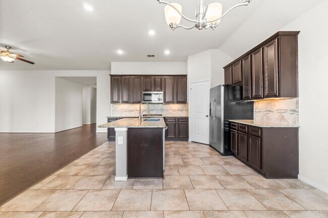 Building Photo - 1535 Heartwood Dr