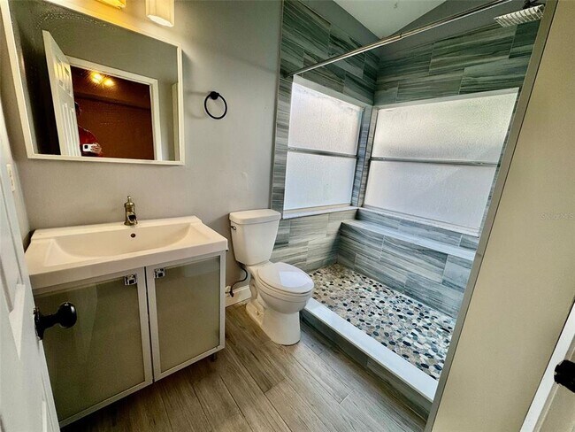 Building Photo - 9852 Flynt Cir