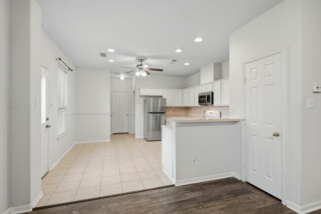 Building Photo - 3039 Orange St