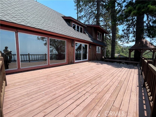 Building Photo - 28665 Willow Rd