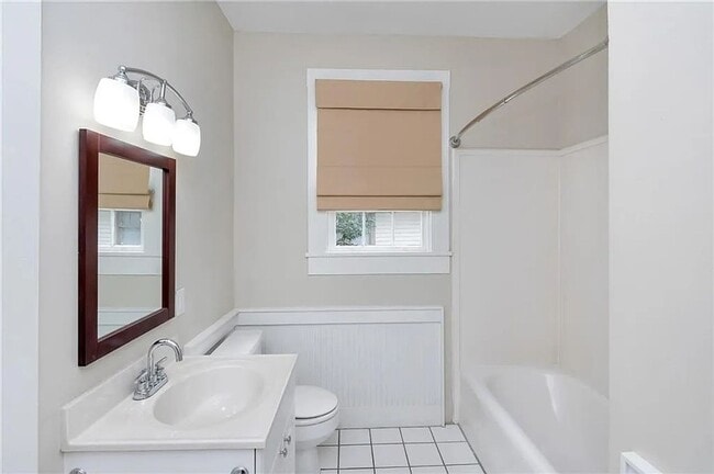Building Photo - Beautiful 4 bedroom home in Midtown