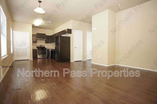 Building Photo - 8685 N Loop Dr
