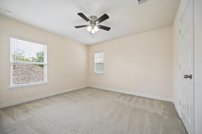Building Photo - Beautiful Home for Lease in the desirable Willow Creek Farms Community in  Katy ISD!