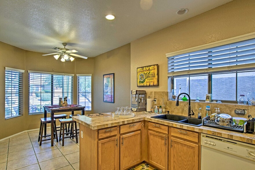 Building Photo - 40201 N Patriot Way