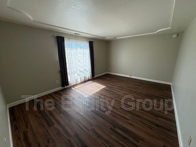 Building Photo - 3702 W Dorothea Ct