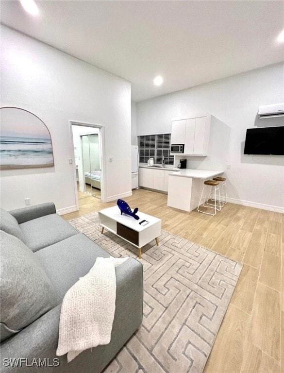 Primary Photo - 2881 Santa Barbara Blvd