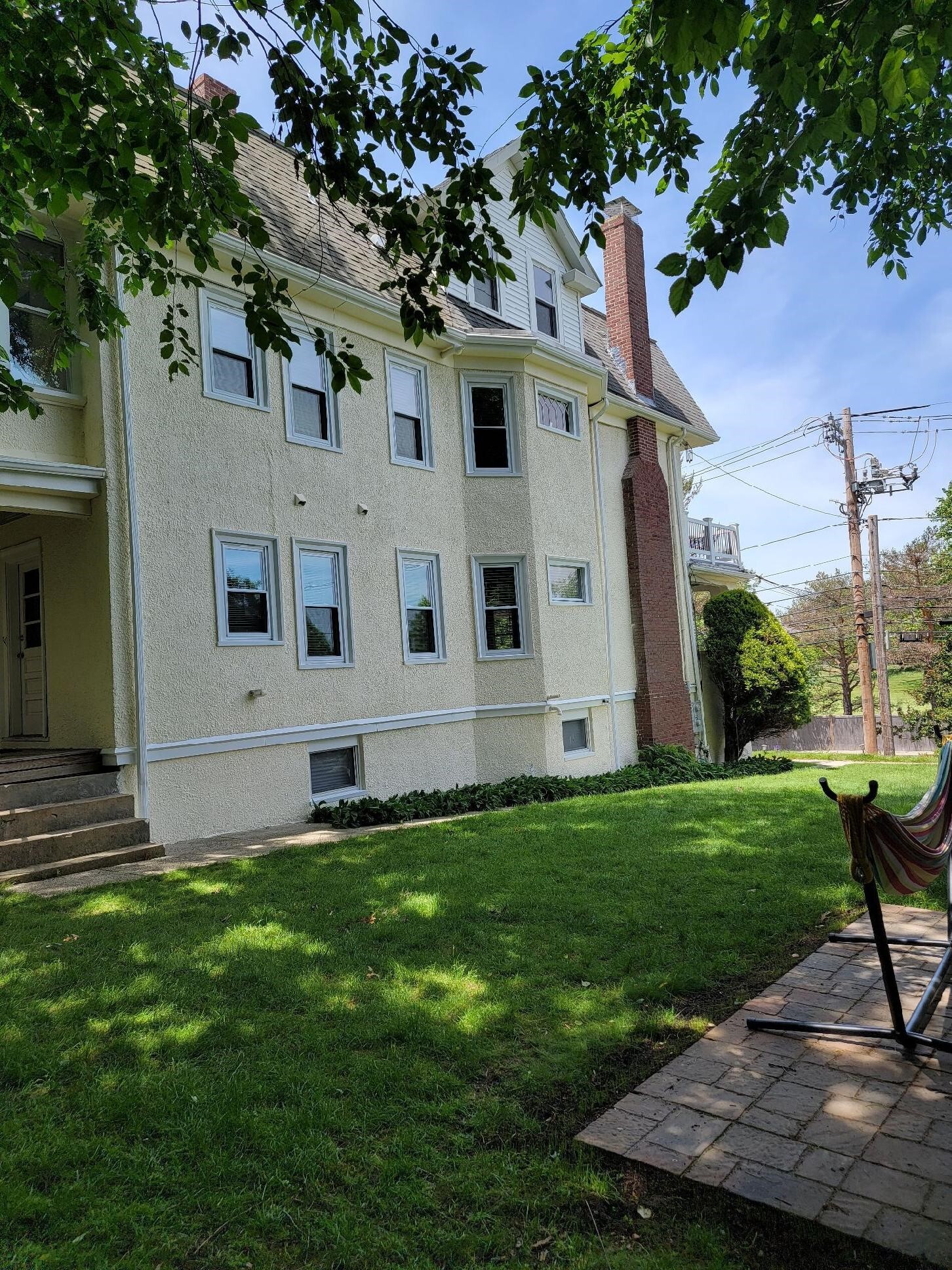 Side View - 1900 Washington St