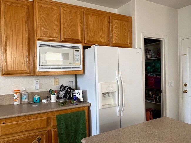 Building Photo - 3682 Torrey View Ct