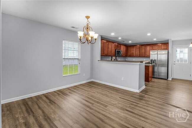 Building Photo - 307 Grasslands Dr