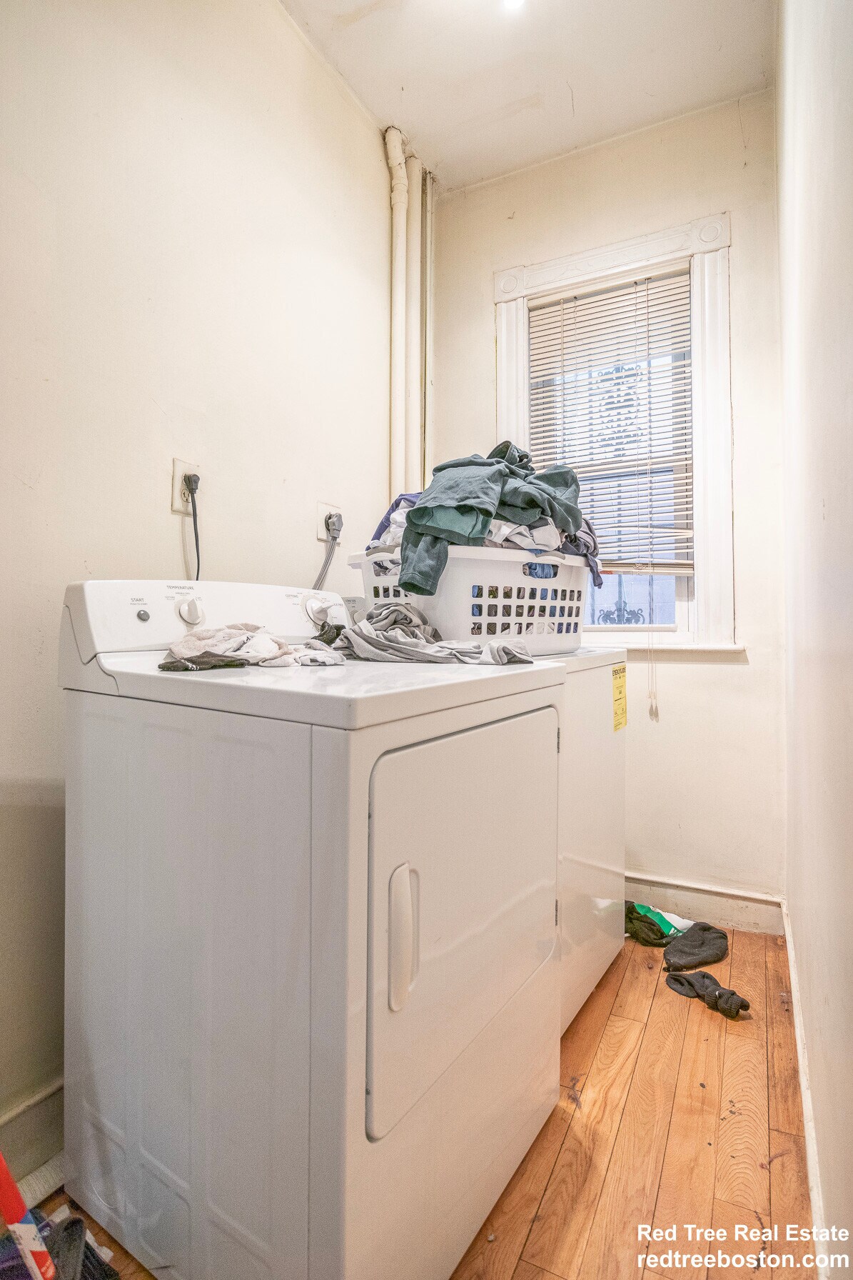 Building Photo - 2 Elton St