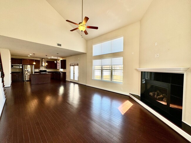 Building Photo - 4-Bedroom Home Ready 07-10-26!! Gourmet Kitchen - Fenced Backyard - Pet Friendly!