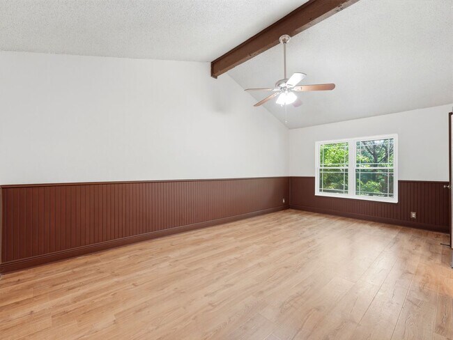 Building Photo - 1114 Churing Dr