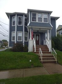 Building Photo - 68 May St