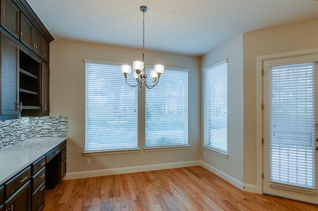 Building Photo - 1231 Huron Dr