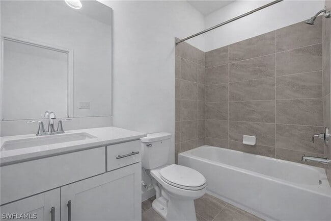 Building Photo - 18311 Ridgeline Dr