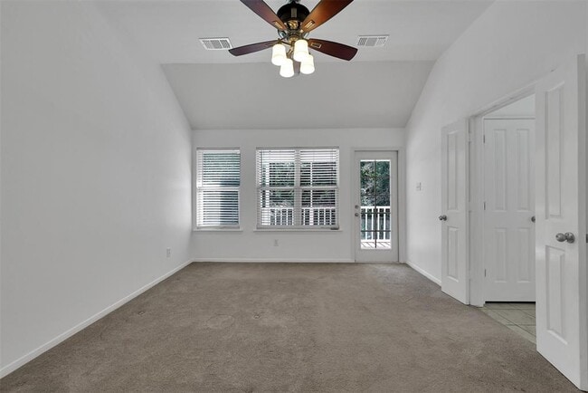 Building Photo - 7 E Gaslight Pl