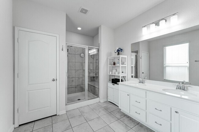 Building Photo - 1502 Wheatley Hill Ln