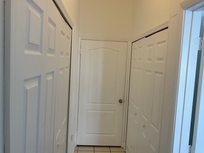 Building Photo - 15328 SW 77th Ln