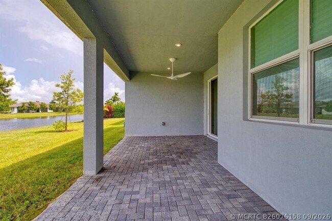 Building Photo - 10407 SW Aquila Wy