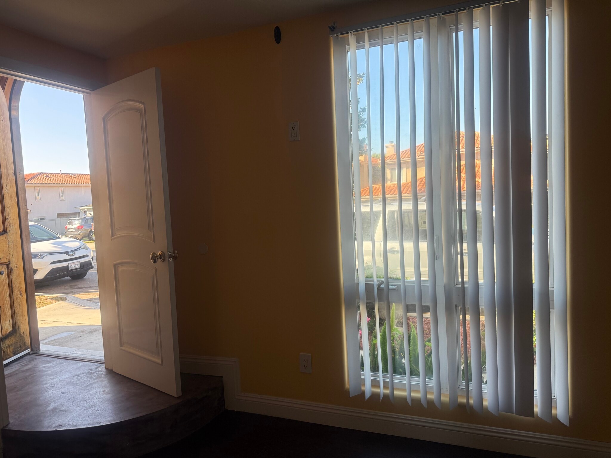 Building Photo - 602 Elvira Ave