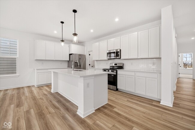 Building Photo - 16067 Meadow Frost Ct