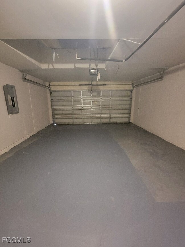 Building Photo - 862 Holmes Ave