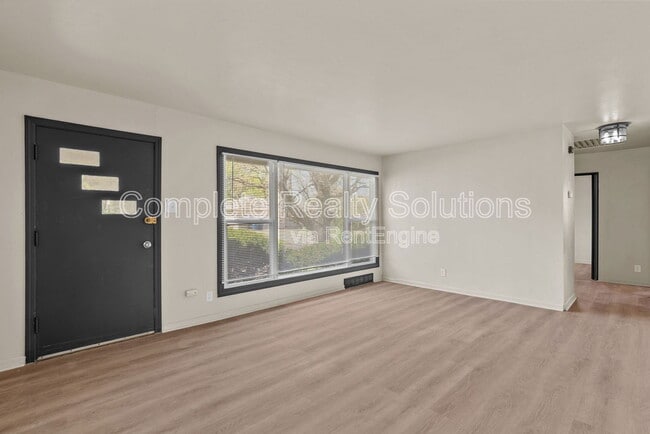 Building Photo - 9516 Jannette Dr