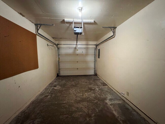Building Photo - Great Condo for lease in North Austin!
