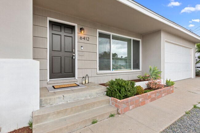 Building Photo - 6412 Cleo St