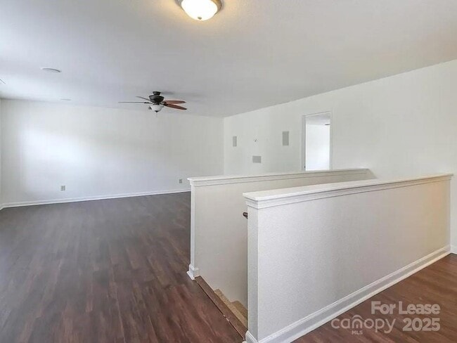 Building Photo - 3609 McDuff Ct